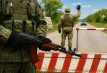 В Макеевке мужчинам угрожают штрафами за отсутствие штампа военкомата