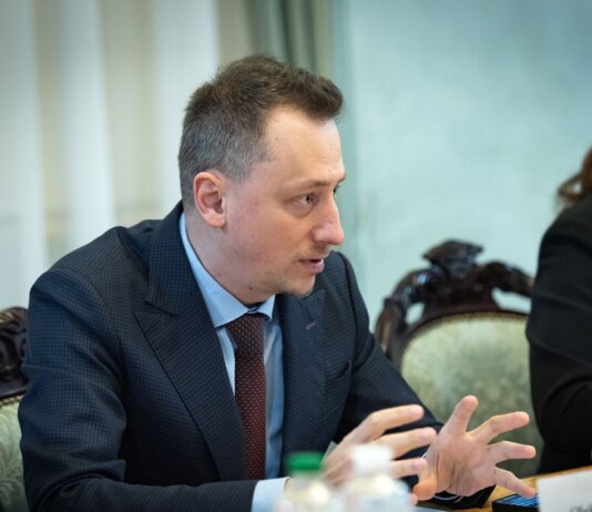 «Работайте или воюйте»: Соболев указал на важный нюанс относительно бронирования