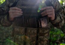 Проданы или на складе? Что не так с громким заявлением ВСК по «бронежилетам Миндича»