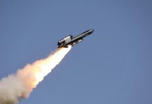 Зеленский показал видео запуска ракет «Фламинго» по заводу в Чебоксарах
