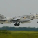 Воздушные силы — в Хмельницкой области разбился бомбардировщик Су-24М, экипаж погиб