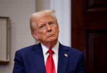 Трамп рассказал, сколько может продлиться блокада Ормуза