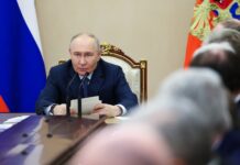 Зеленський пропонував два варіанти, де б можна зустрітися з Путіним