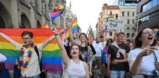 «Я б тебе покинула ще на хрестинах». Як політична ненависть розриває Польщу