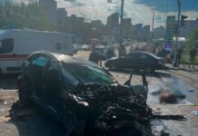 У Києві авто влетіло у пішохідну зону: загинули двоє поліцейських, жінка та 12-річний хлопець