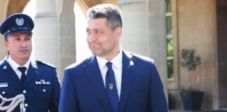 У МЗС відреагували на «добровільну відставку» посла на Кіпрі та його закиди щодо Сибіги