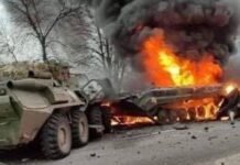 На трассе Донецк – Мариуполь горит военный транспорт окупантов: «Спартан» показал работу дронов, — ВИДЕО
