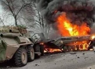 На трассе Донецк – Мариуполь горит военный транспорт окупантов: «Спартан» показал работу дронов, — ВИДЕО