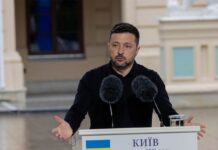 Зеленский готов говорить с Путиным вместо ожидания в очереди войн США