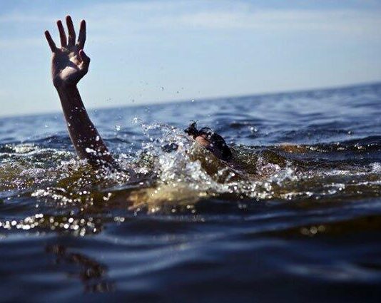 На побережье Азовского моря близ Мариуполя за два дня погибли два человека