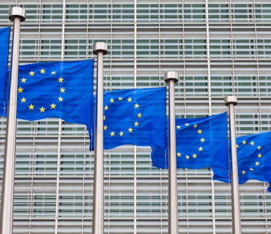 Важная веха на пути в ЕС: Брюссель готовит начало переговоров с Украиной