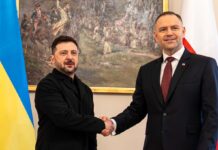 Война наград. Почему Навроцкий отобрал у Зеленского орден и чем это грозит Украине