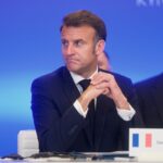Трамп был готов отдать Украину Путину на Аляске, — Макрон