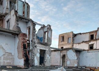 В Мариуполе разразился новый скандал вокруг «восстановления»