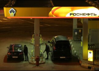 Топливный кризис добрался до главного нефтяного региона России, — росСМИ