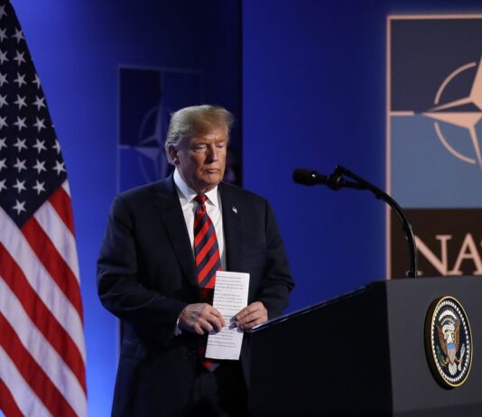 В Европе назвали отношения с США «неблагополучной семьей», — The Guardian