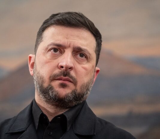 Зеленский сделал заявление о важном лете и прекращении огня