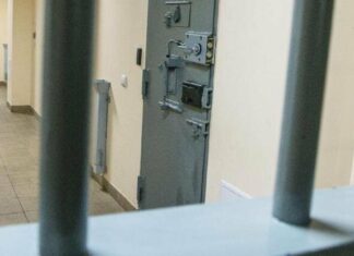 В Донецке оккупанты приговорили 20-летнюю мариупольку к 13 годам колонии за госпредательство