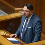 «Слуга» Потураєв заявив, що достроково складає мандат