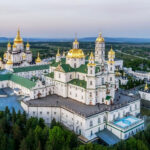 Почаївська лавра має зв’язки з РПЦ – висновок уряду