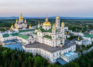 Почаївська лавра має зв’язки з РПЦ – висновок уряду