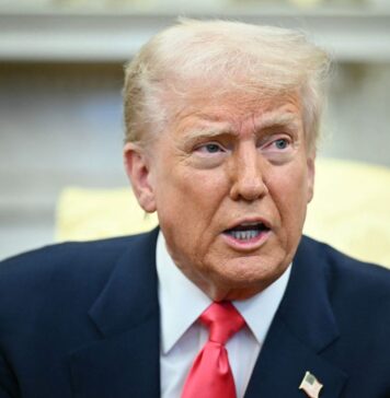Трамп о слухах вокруг смерти сенатора Грэма: ФБР тратит время