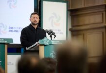 Закриття неба й реформа ТЦК. Президент розповів, які завдання поставив Хмарі і Драпатому