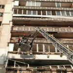 Росіяни атакували Україну 41 ракетою та 125 дронами: більш ніж половина балістики влучила