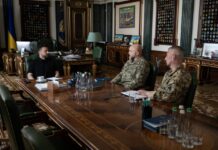 Зеленський заслухав доповіді трьох генералів: Драпатого, Горбатюка та Апостола