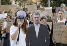 «Ще треба повернути Федорова»: один з ініціаторів протестів про звільнення Сирського