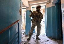 757 помещений: оккупанты обнародовали новые списки «бесхозного» жилья в Мариуполе