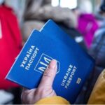 Временную защиту украинцев в ЕС продлили до 2028 года: для вновь прибывших мужчин ввели новое условие