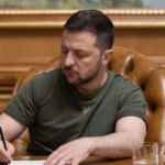 Зеленский подписал новый закон о ВПЛ: что изменится для переселенцев и когда заработают новые правила