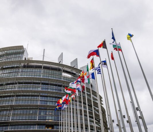 Италия призывает строить новый механизм обороны Европы вместе с Украиной