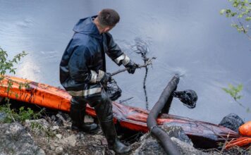 Россия полностью останавливает экспорт дизеля и начнет импорт нефтепродуктов