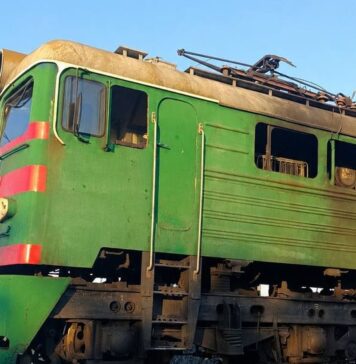РФ дроном атаковала электровоз на Днепровщине: возможны задержки поездов