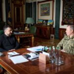 Зеленский неожиданно встретился с Олегом Ляшко: что обсудили