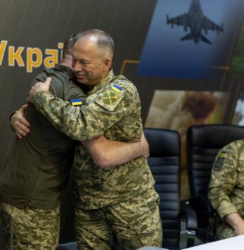 Сырский передал должность Драпатому и заявил о «новом этапе» впереди