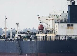 Силы беспилотных систем заявили о поражении 14 судов в Азовском море за ночь, — ВИДЕО