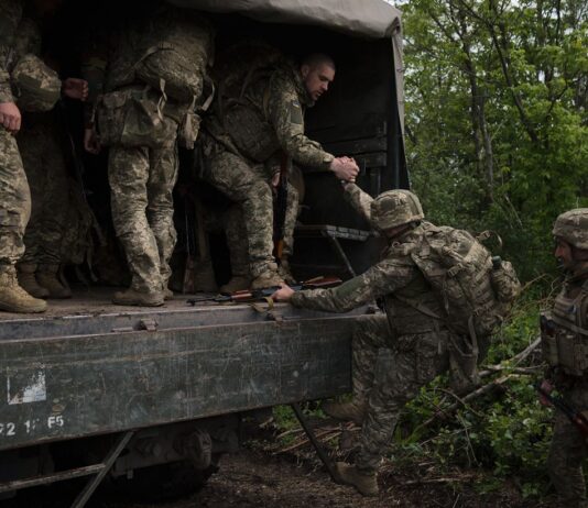 Некоторым военным будут выплачивать по 50 тысяч гривен в месяц, — Свириденко