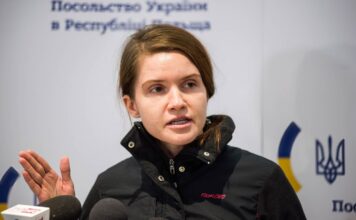 Безуглая неожиданно решила вернуться во фракцию «Слуги народа»