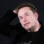 FT: Маск сказав Федорову, що готовий дозволити використовувати Starlink за межами кордону