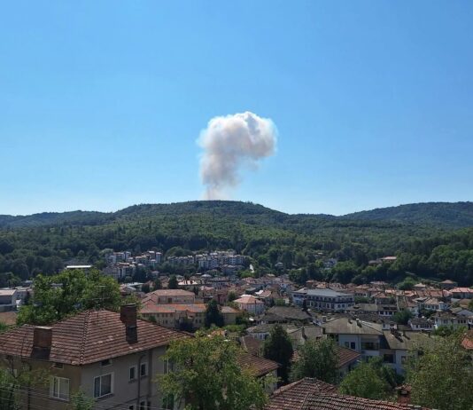 У Болгарії на заводі боєприпасів пролунали вибухи