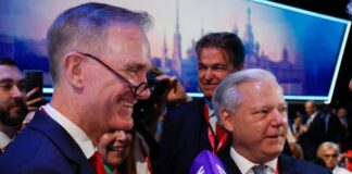 Чиновник Трампа проводив таємні переговори з представниками Кремля – Financial Times