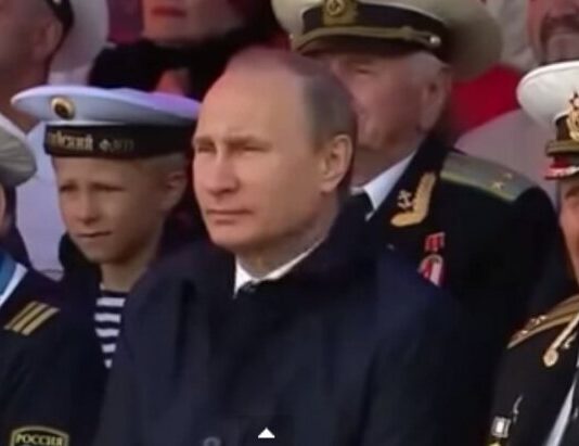 Bild: Россия стягивает боевые корабли в Балтику после угроз Путина Европе