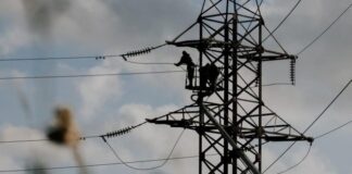 На оккупированной Донбассе свет выключают без единого графика: что происходит в Мариуполе