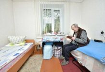Правительство продлило программу ухода за пожилыми ВПЛ и людьми с инвалидностью до 2028 года