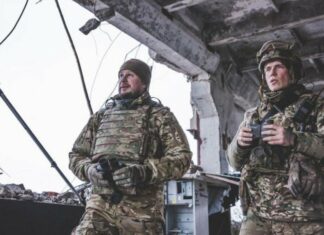 Бригадные генералы, защищавшие Мариуполь, возглавили группировку войск
