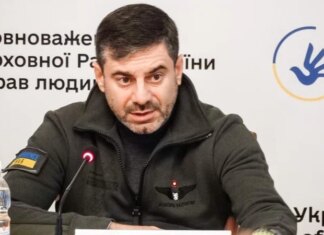 Омбудсман призвал правительство изменить правила выплаты помощи детям-переселенцам