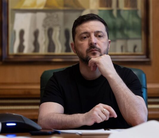 Три кольца ПВО и триллион рублів убытков: Зеленский об ударах вглубь РФ